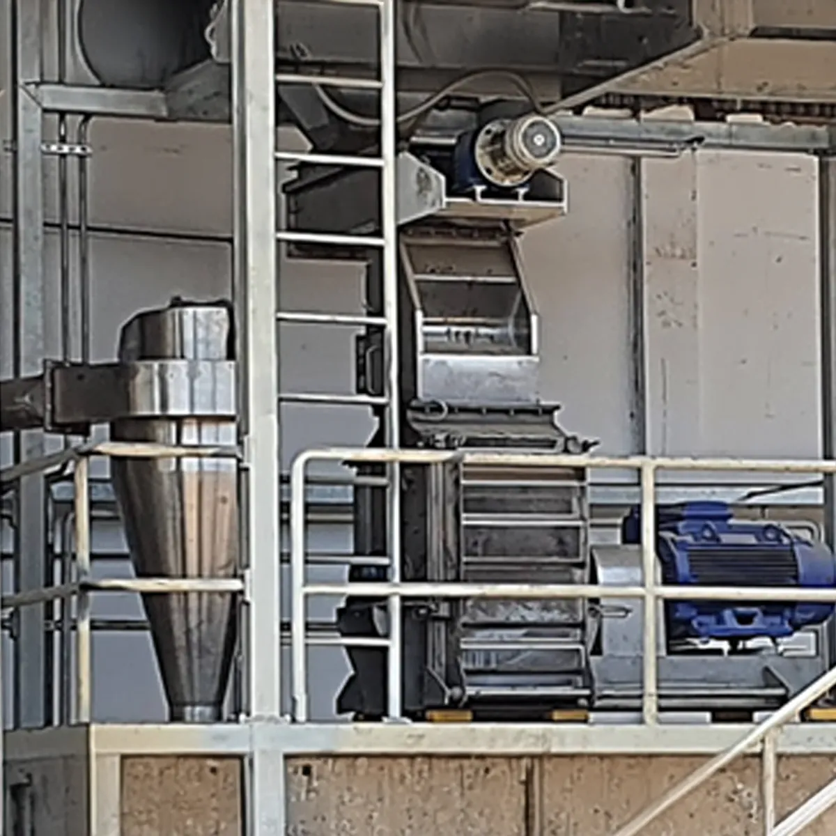Galería imagen 2 de la Máquina Molino de Martillos